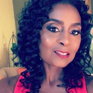 Meet your Posher, Darlene